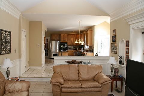 Famly room into Kitchen