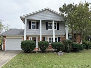 1529 Heartland Dr, Fayetteville, NC 28314