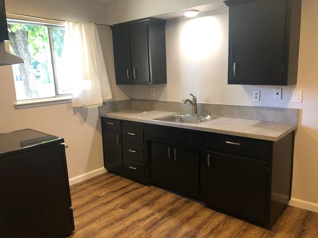 2 bed, 700 sqft, $2,195 — Photo 4