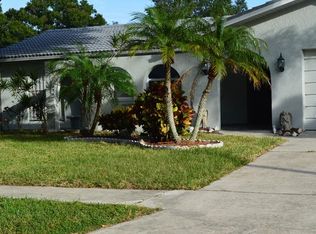 2049 Egret Dr, Palm Harbor, FL 34683