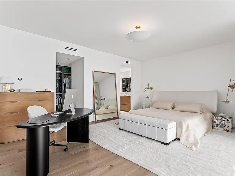 1040 Biscayne Blvd #4002 — Photo 14