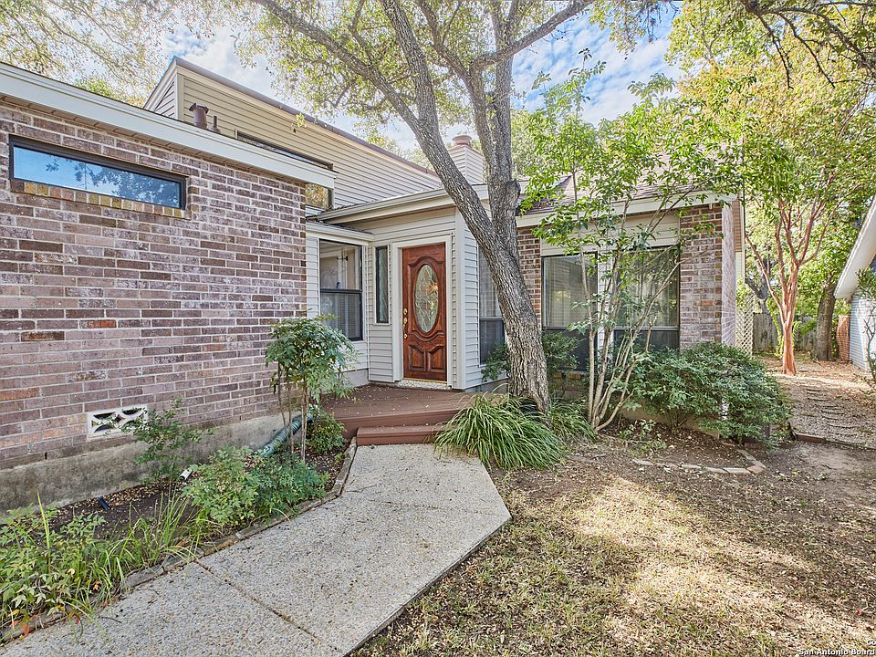 1st image of 3419 River Way