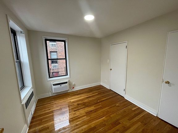 4th image of 102-20 67th Dr #611