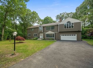 229 Agricultural Ave, Rehoboth, MA 02769