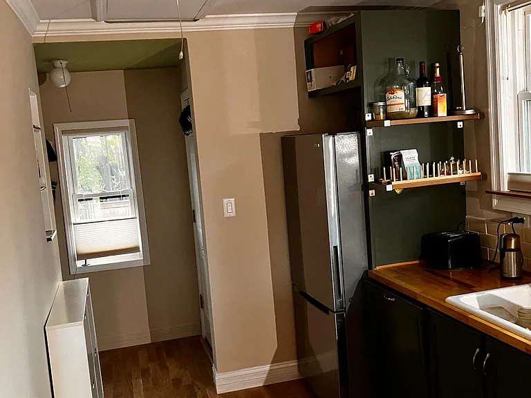 1722 Grey Ave — Photo 9