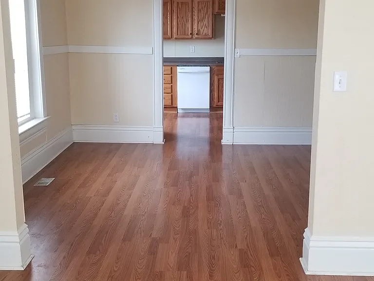 104 Main St S #2 — Photo 5