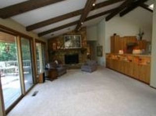 575 Mohawk St W, Lenexa, KS 66217