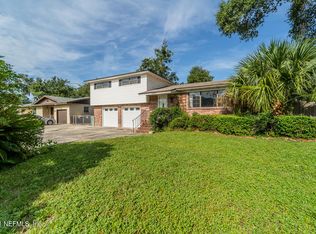 4944 Dian Wood Dr E, Jacksonville, FL 32210