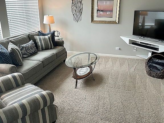 5th image of 1034 Adagio Dr