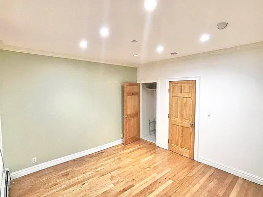 Rented by Mega Homes Realty INC | media 25