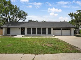 5206 Las Campanas St, San Antonio, TX 78233