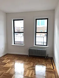 Rented by Zikos Realty Services