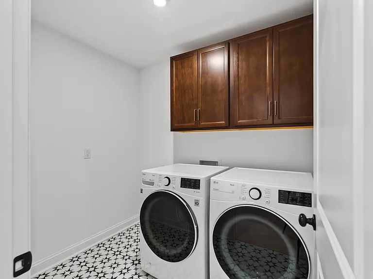 12216 Hollinhope Dr — Photo 40