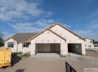 4580 Blackstone Dr, Idaho Falls, ID 83404