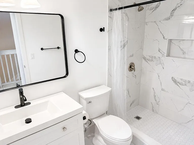 711 SW 148th Ave #403 — Photo 9