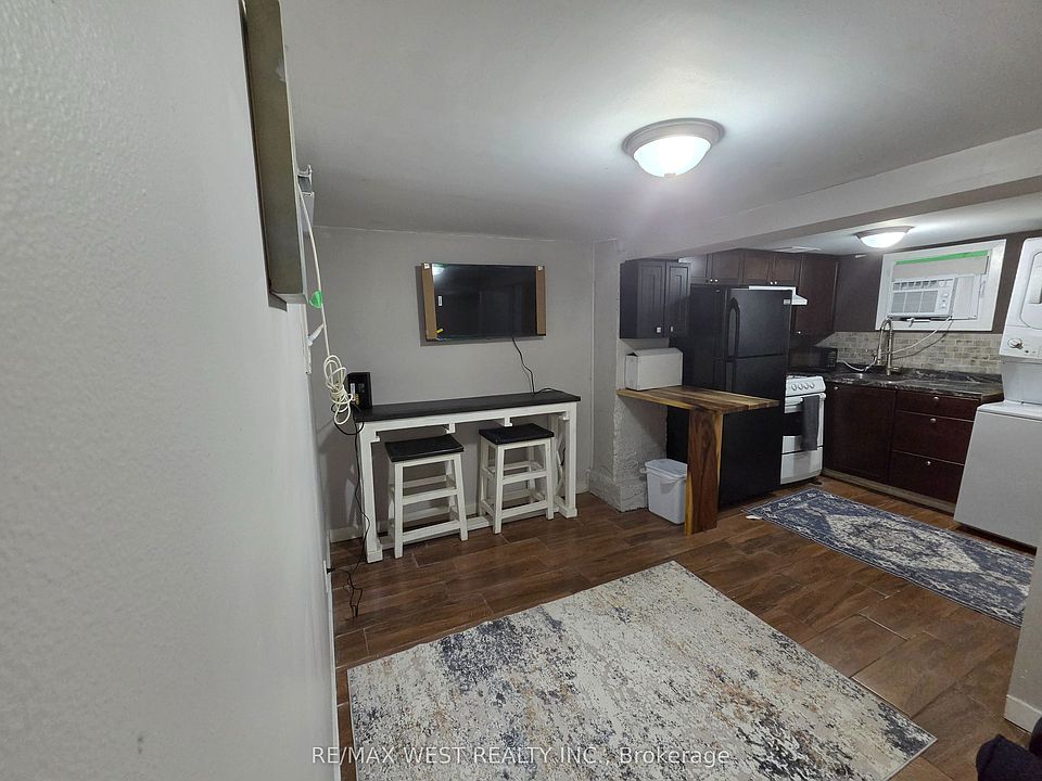 1st image of 44 Beechwood Ave #Basement