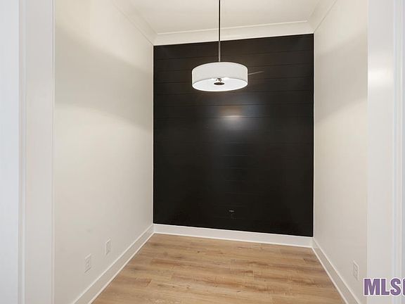 5th image of 1156 Ivy St