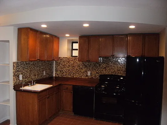 Rented by Winter & Company | media 50