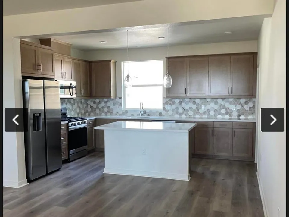 633 Winchester Dr