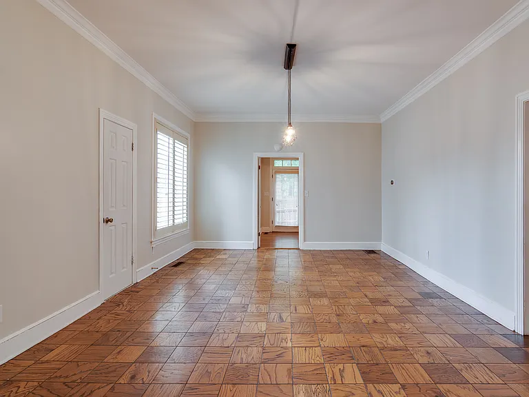 186 S Belvedere Blvd — Photo 5