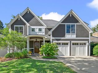 4910 Northcott Ave, Downers Grove, IL 60515