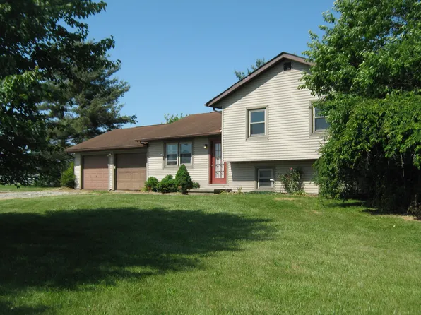 10455 Cooper Rd NW, Johnstown, OH 43031
