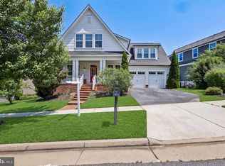 17141 Gullwing Dr, Dumfries, VA 22026