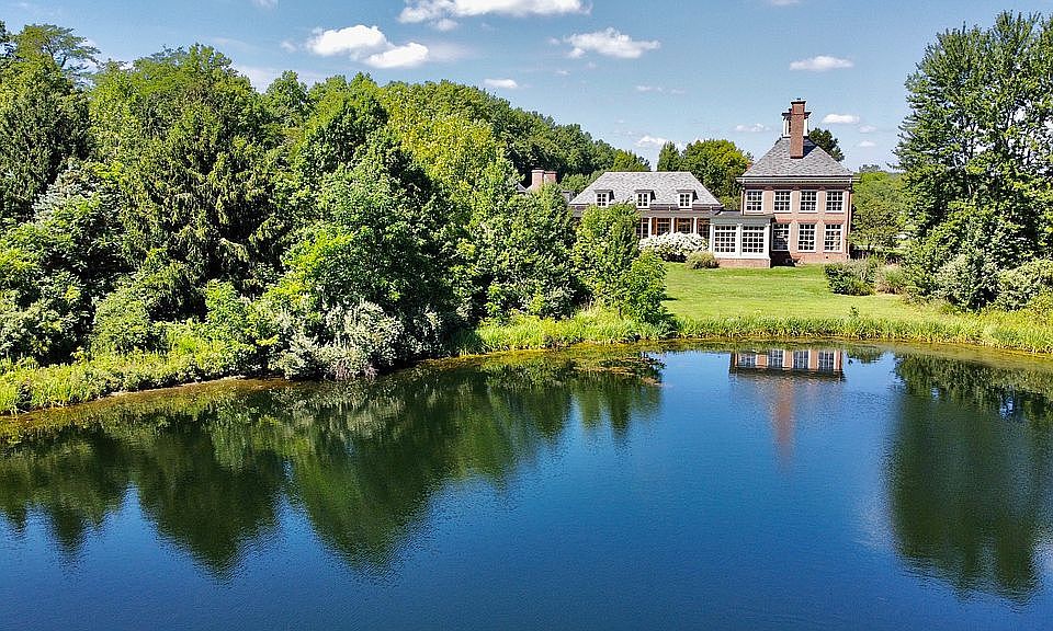 2 New Albany Farms Rd, New Albany, OH 43054 Zillow