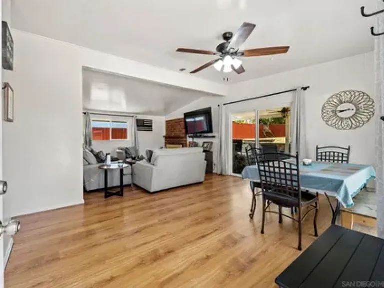 1064 Monserate Ave — Photo 5
