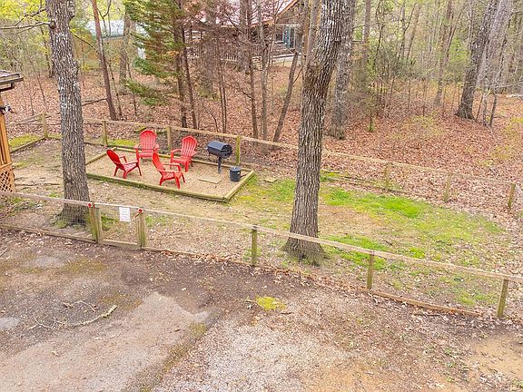 2nd image of 2348 Misty Ln