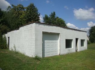 453 E Lake St, Knox, IN 46534