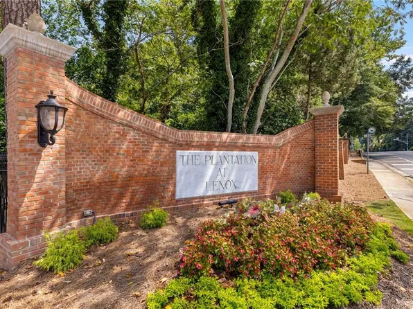 27410 Plantation Dr NE, Atlanta, GA 30324