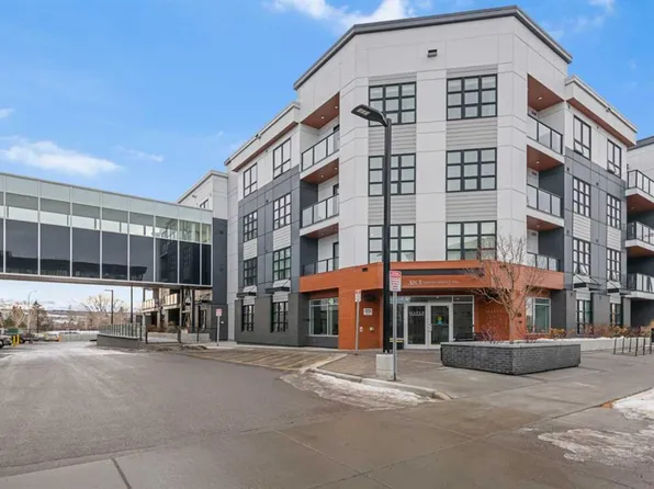 383 SE Smith St NW #119, Calgary, AB T3B 6J9