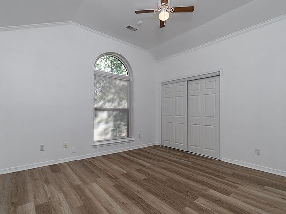 5th image of 4406 Van Winkle Dr