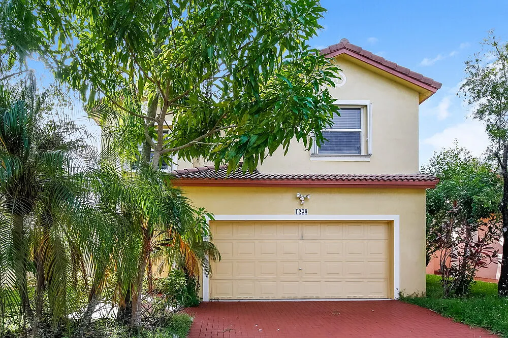 4 bed, 2.5 bath, 2144 sqft, $3,370 — Photo 1