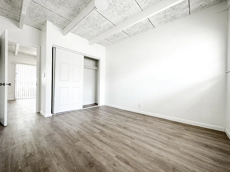 1029 S K St #3 — Photo 7