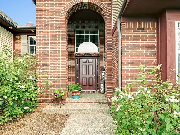 4th image of 14611 Sunset Pond Cir #36