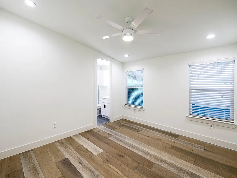 308 Moore Blvd — Photo 35