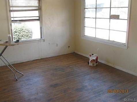 2nd image of 110 E Evergreen Ave