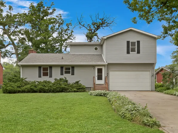 33448 N Mill Rd, Grayslake, IL 60030