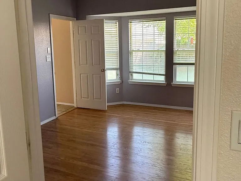 9816 Sierra Morena St NW — Photo 19