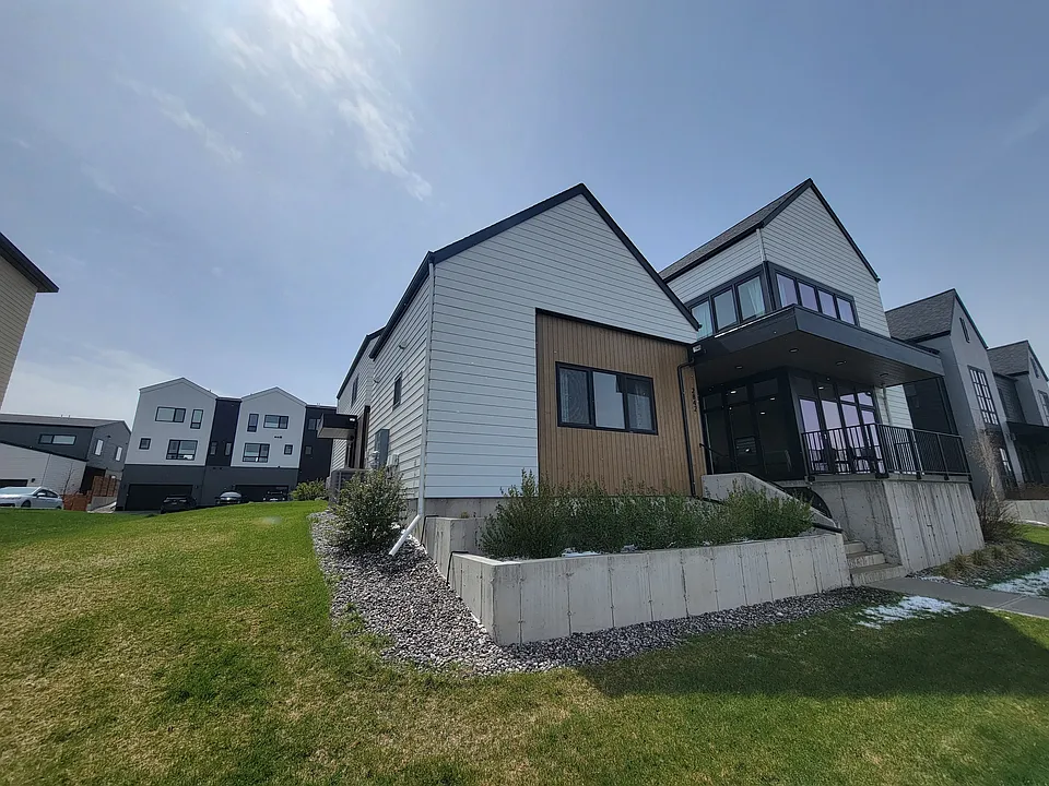 2842 Tierra Ln
