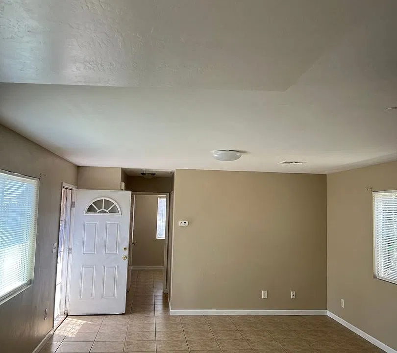 2331 Wilshire Aly