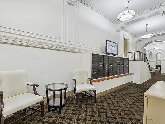 3rd image of 2787 Kennedy Blvd APT 102