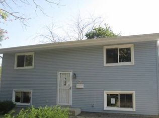 546 Conde St, West Chicago, IL 60185