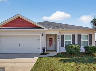 208 New Hope Dr, Perry, GA 31069