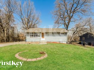 7704 E 48th St, Kansas City, MO 64129