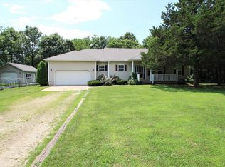 111 Arrowhead Rd, Strafford, MO 65757