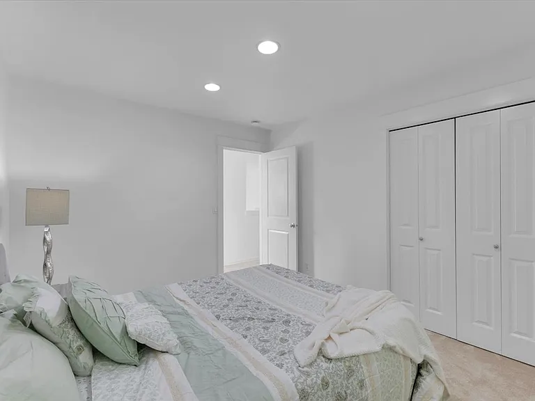 12800 NE 154th St — Photo 29