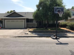 129 Elsbree Cir, Windsor, CA 95492